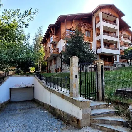 Cozy With Balcony And Incl In 4-star Saint Ivan Rilski , Apartment Bansko