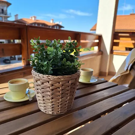 Cozy With Balcony And Incl In 4-star Saint Ivan Rilski , Apartment