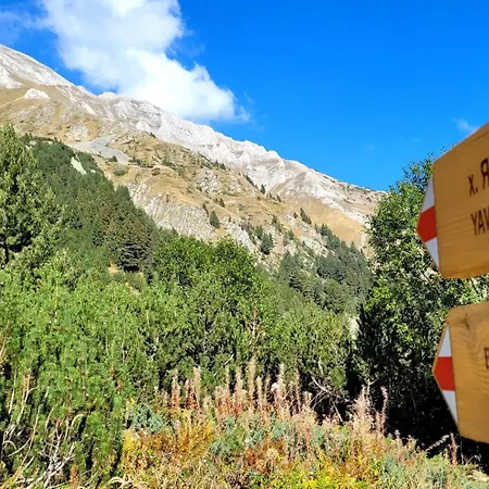 Cozy With Balcony And Incl In 4-star Saint Ivan Rilski , Apartment Bansko